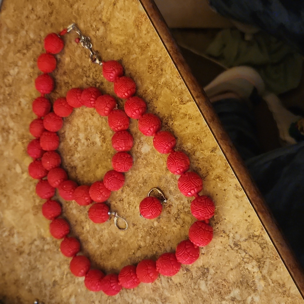 Asian cinnabar set